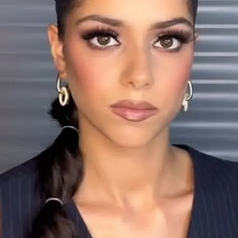 من أعمال نيتا: من إنستغرام